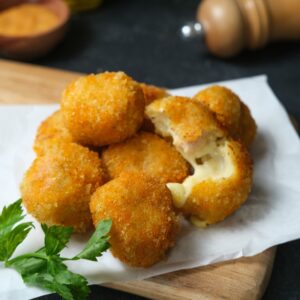 Cheese Bites (6 Pieces)